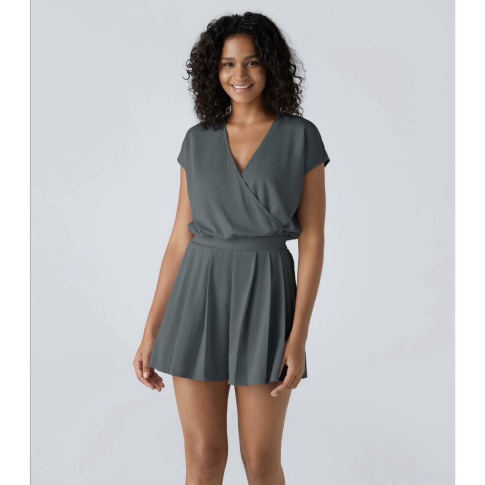Halara M Shorts Romper One-Piece Dark Gray Micro Waffle Fabric Pockets NWT